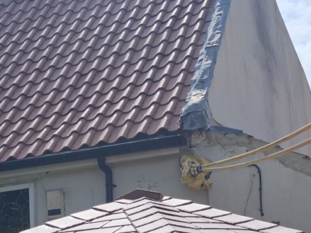 Hornby Roof Tiles During