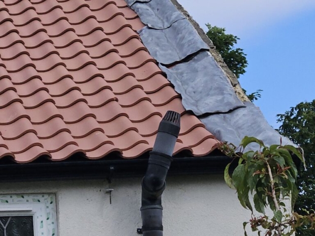 Hornby Roof Tiles Before